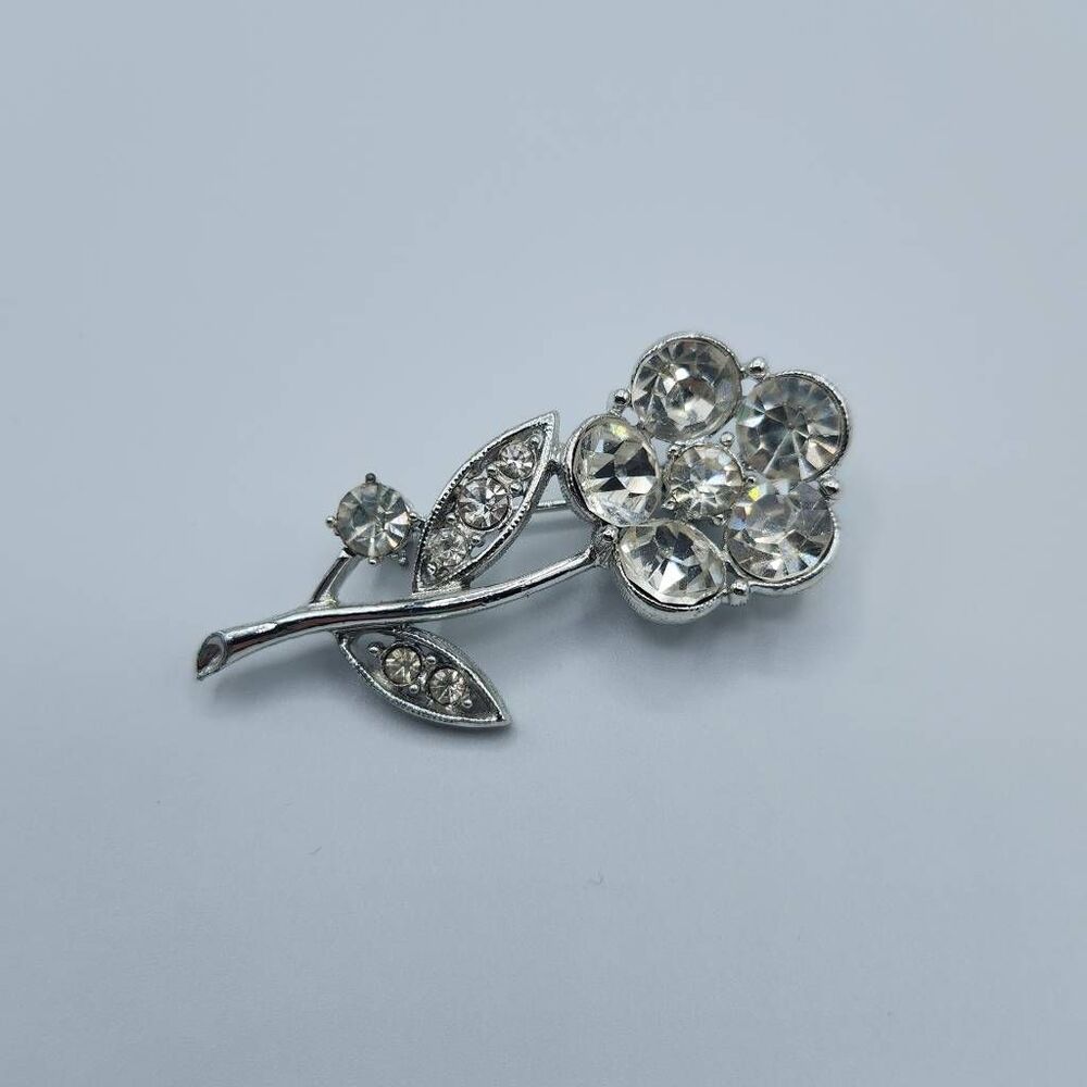Vintage Silver Tone Clear White Rhinestone Flower Brooch